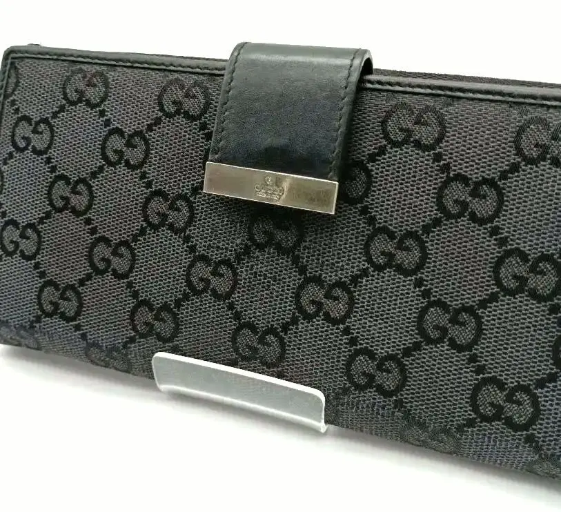 ✨️GUCCI✨️雙摺錢包 黑色 GG圖案 的縮圖