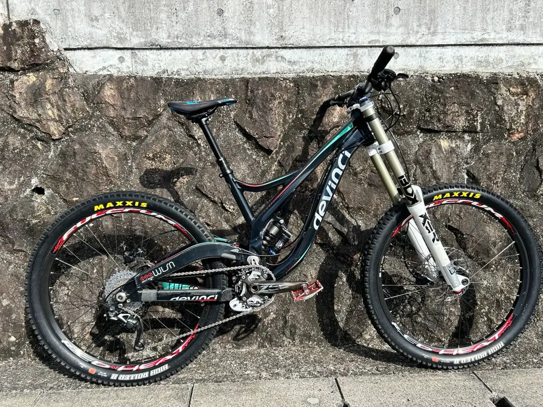 ダヴィンチ　トロイ　ＤＥＶＩＮＣＩ　ＴＲＯＹ　フレーム　タイヤ　コンポ　発送可能 ダヴィンチ トロイ DEVINCI TROY フレーム タイヤ