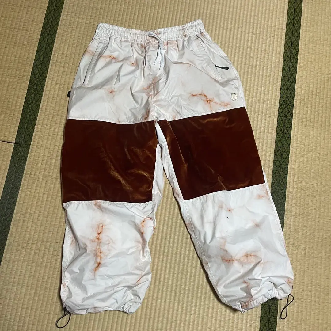 春のタイムセール！bsrabbit 21-22 セットアップ　Lサイズ 2122FW COLLECTION – BSRABBIT