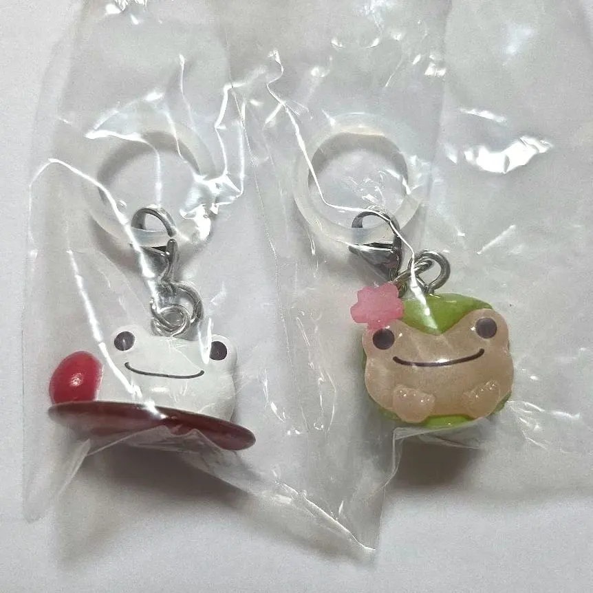 Thumbnail of ① Pickles the Frog Landmark Accessory Wagashi Ver. 2-piece set Gashapon