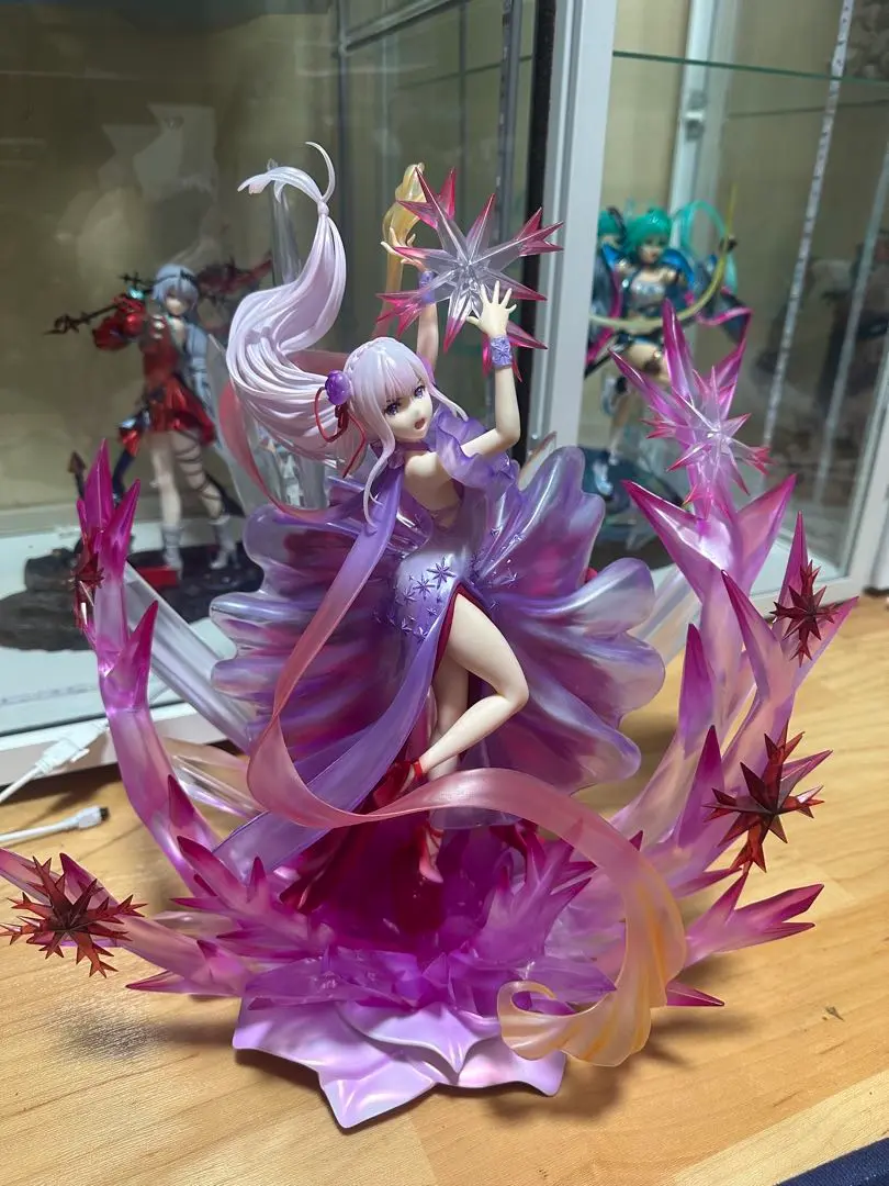 【エミリア】-Crystal Dress Ver- 渋谷スクランブルフィギュア 2025年最新】エミリア Crystal Dress verの人気アイテム - メルカリ
