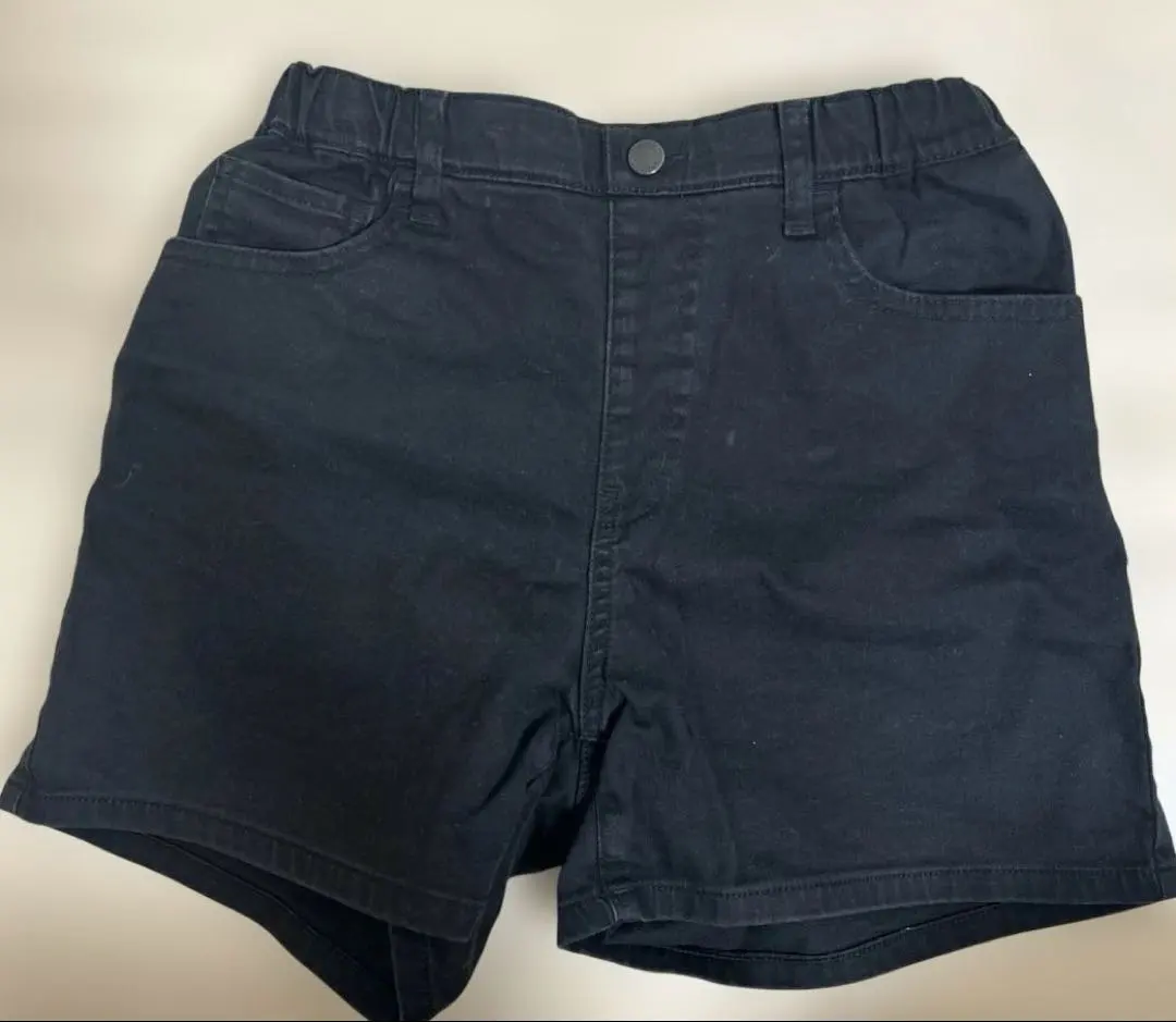 Thumbnail of UNIQLO Black Shorts 150
