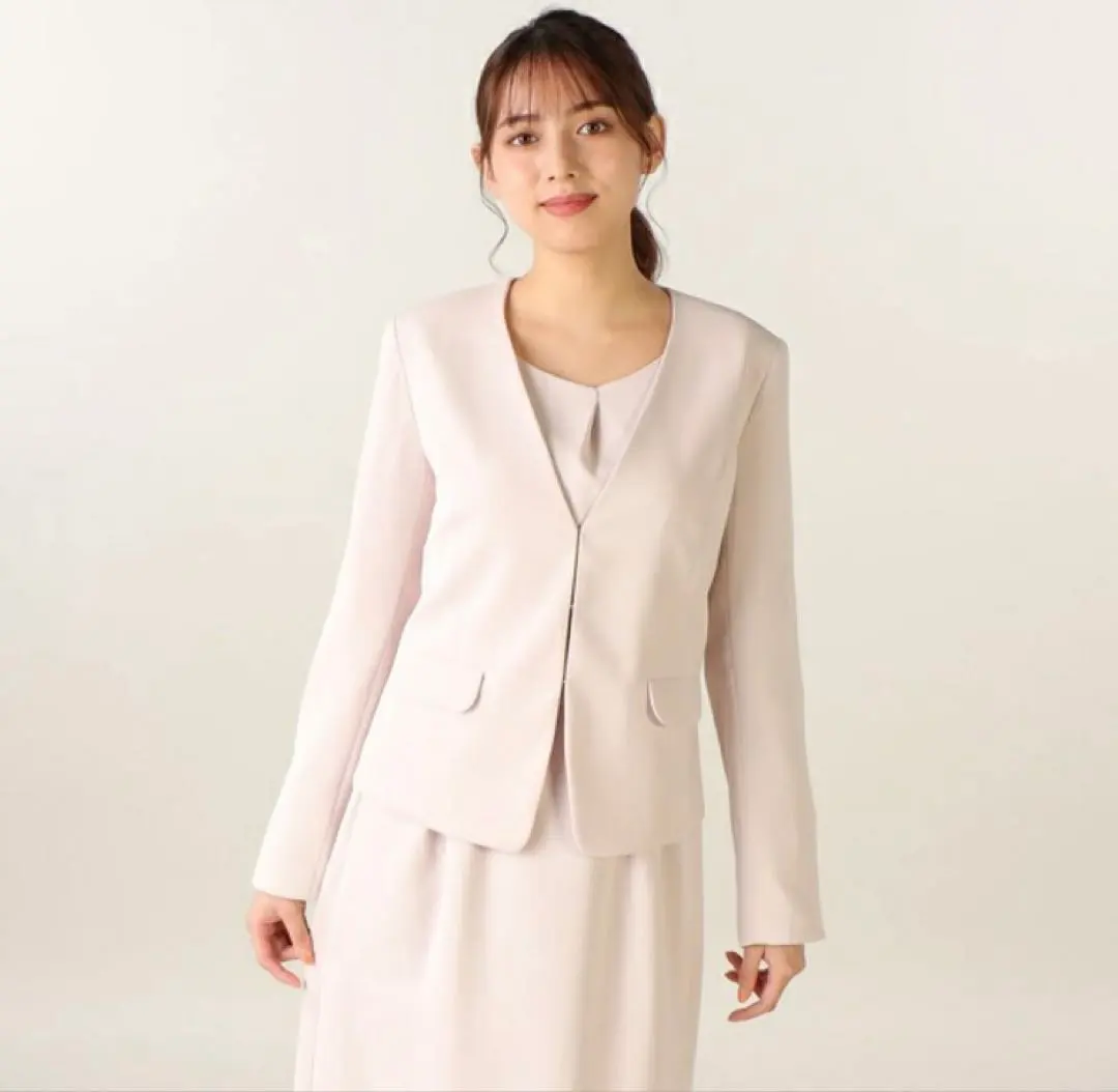 Thumbnail of Two-piece V-neck jacket and dress set, Debut de Fiore, size 40, for Shichi-Go-San (Children's Day) and entrance ceremonies