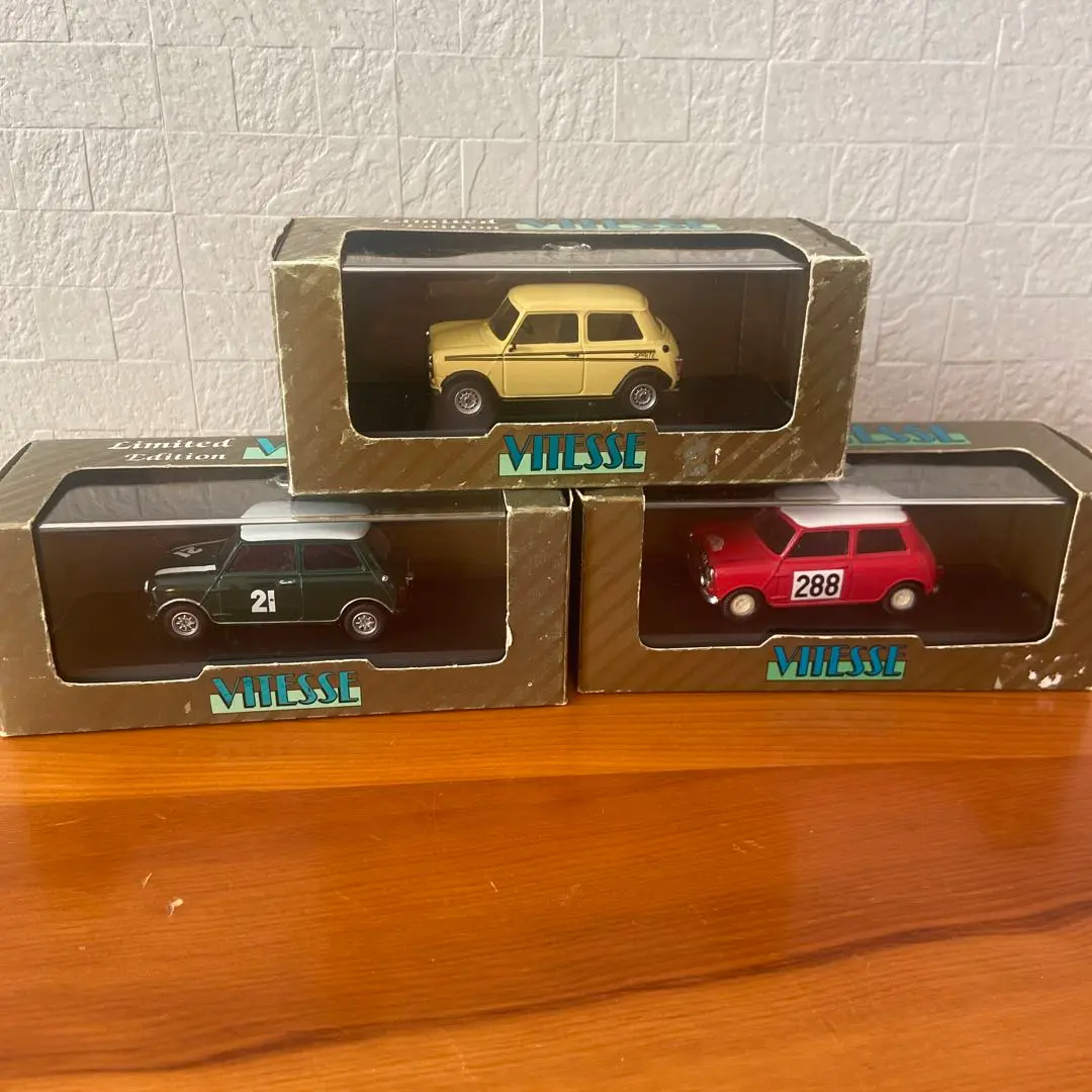 VITESSE ミニクーパー　ミニカー5点セット　mini トミカ Amazon | 絶版 トミカくじX ミニクーパー セレクション 金白 (1