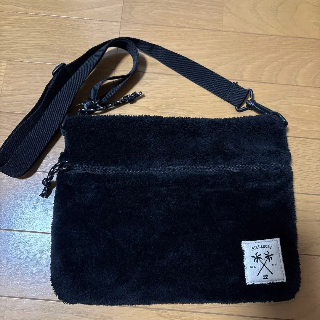 Thumbnail of BILLABONG Black Shoulder Bag / Sacoche