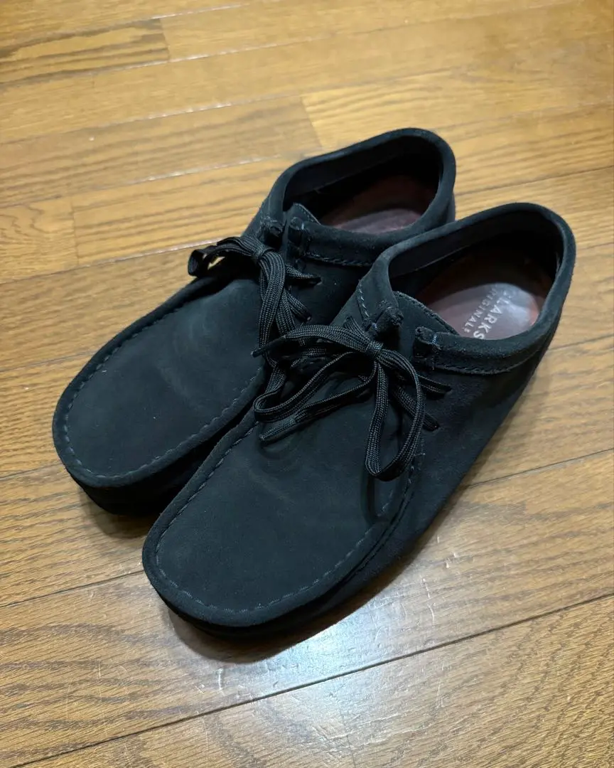 さ*ら様 クラークス×ビームス別注ワラビーブーツGTXClarks×BEAMSゴ ビームスがクラークスに別注した、GORE-TEX®搭載のワラビー
