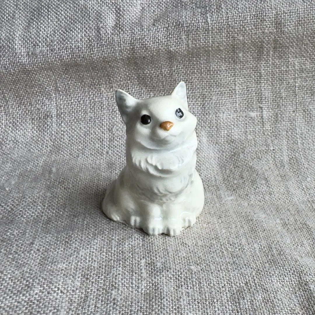ヘイゲンリネカー　猫 Amazon.co.jp: Hagen-Renaker Cat ヘイゲンリネカー キャット