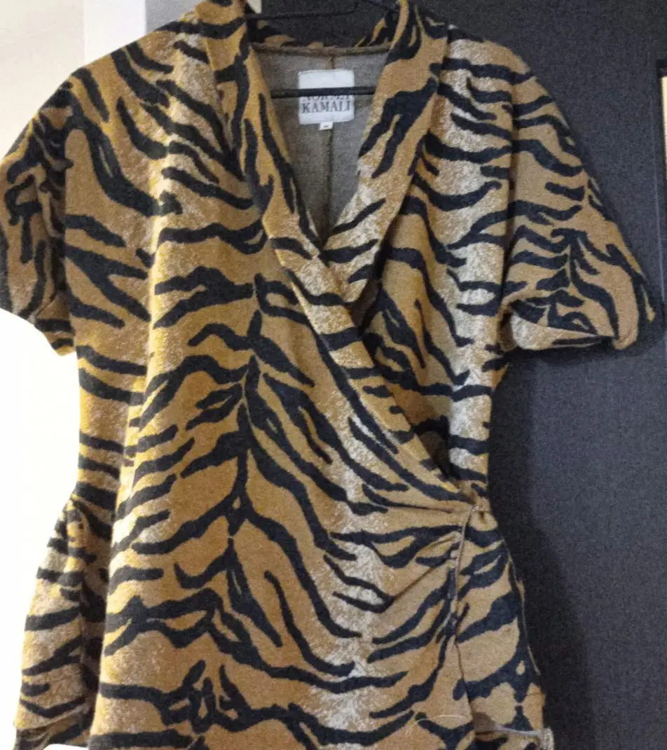 ノーマカマリ　NORMA. KAMALI. Tシャツ　ショートたけ Norma Kamali Shirt Dress | Norma Shirt – MONICA NERA