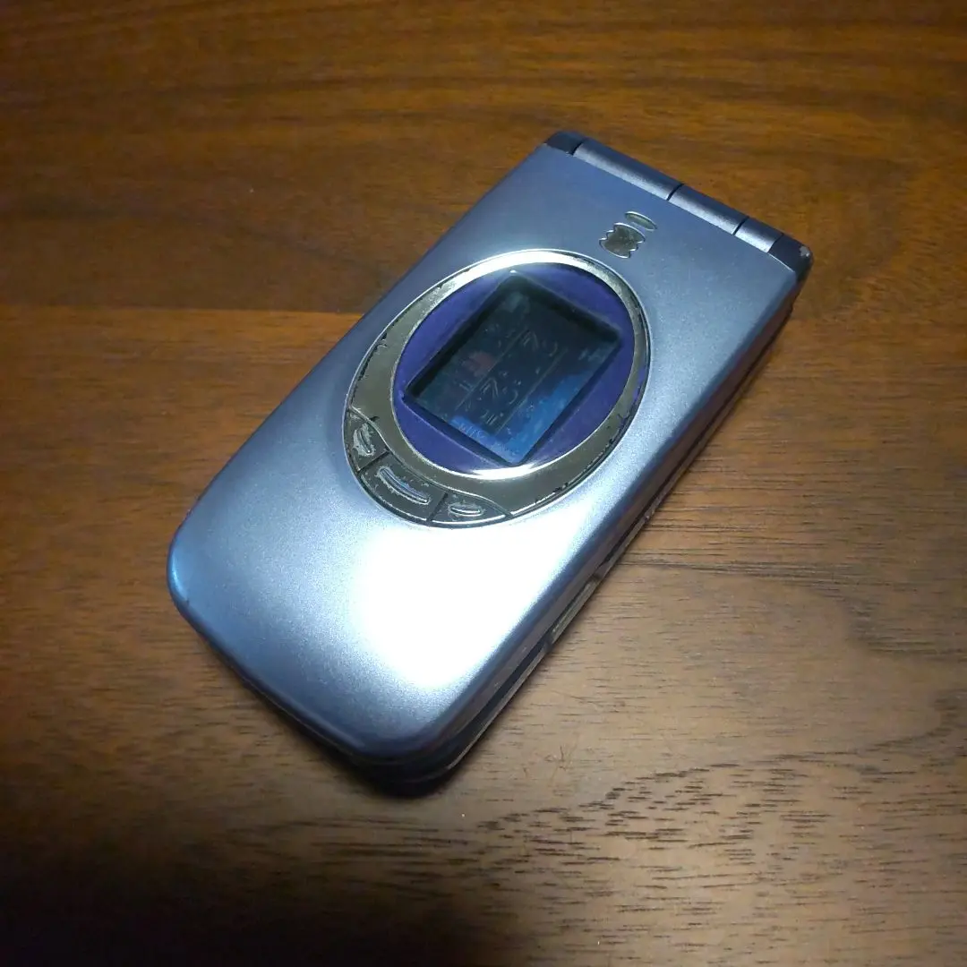 超美品 レア ドコモ SH505iS シルバー silver ガラケー 携帯 2025年最新】docomo SH505iの人気アイテム - メルカリ