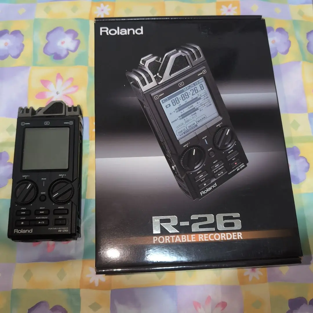 Roland R-05 ハンディレコーダー Roland - R-05 | WAVE/MP3 Recorder