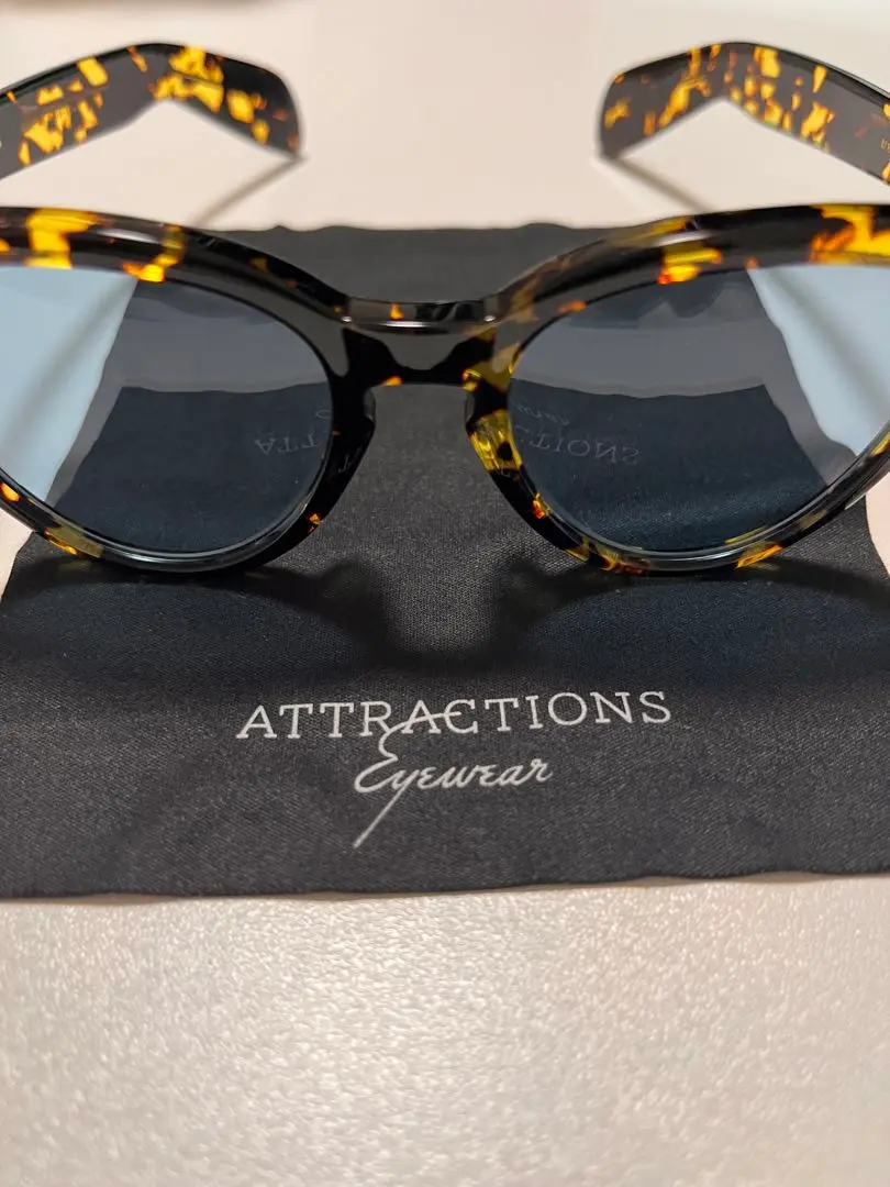 極美品□Attractions Casino□アトラクションズ サングラス