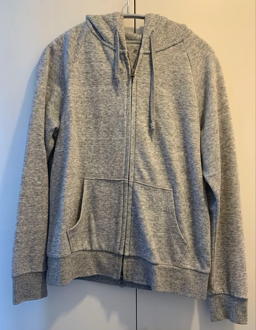 Thumbnail of UNIQLO Gray Full-Zip Hoodie M