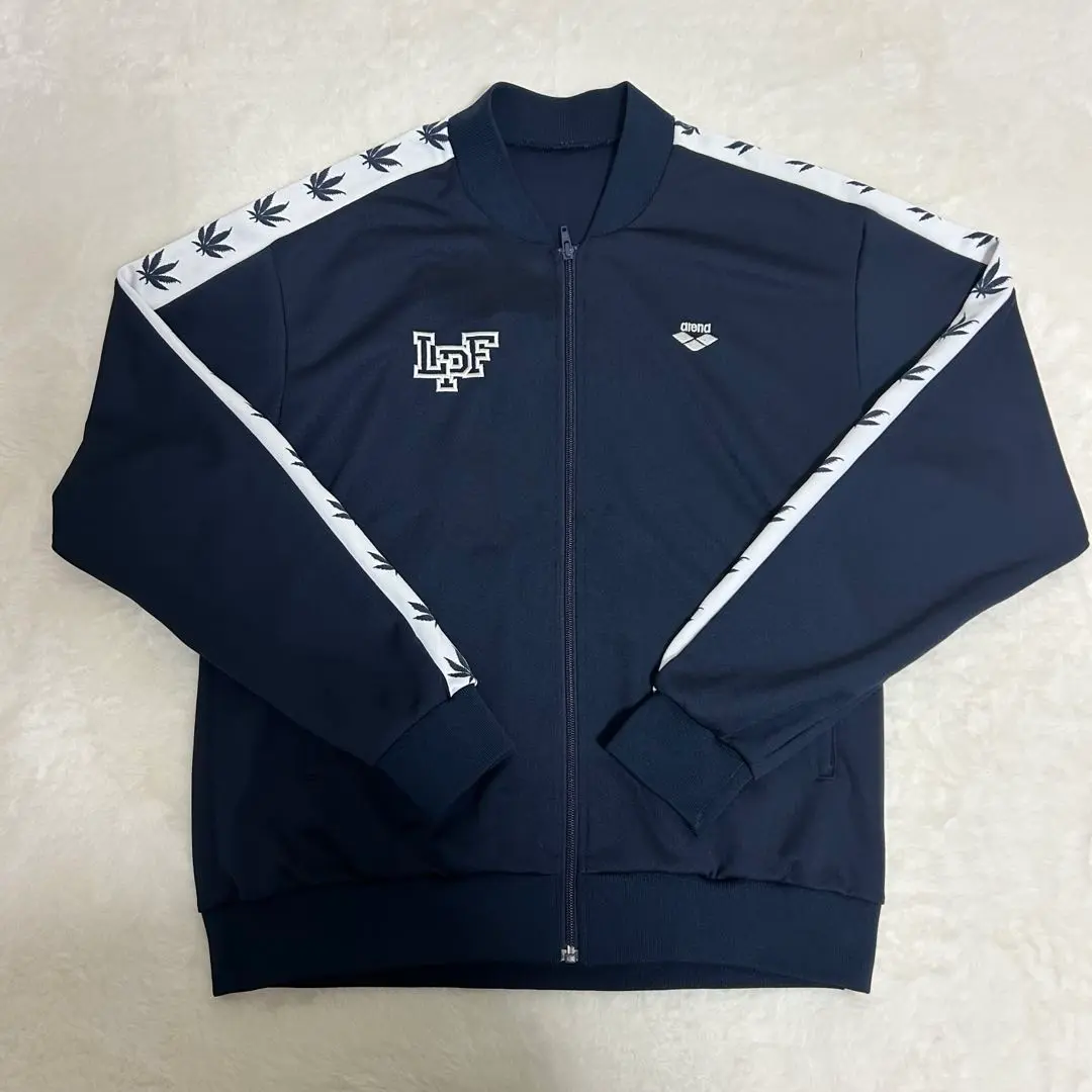 ペラフィネ×arenaコラボ黒ジャージジャケット