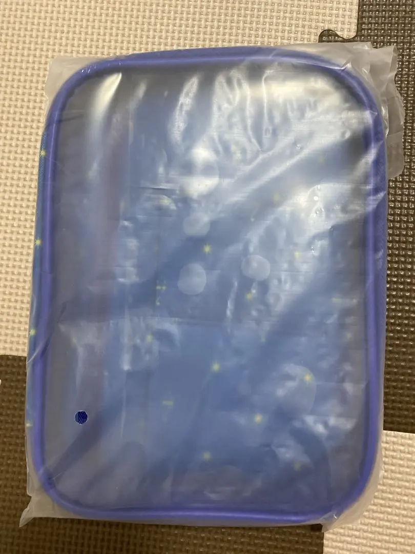 Thumbnail of IDOLiSH7 I7 Costume Exhibition Multi Case Iori Izumi