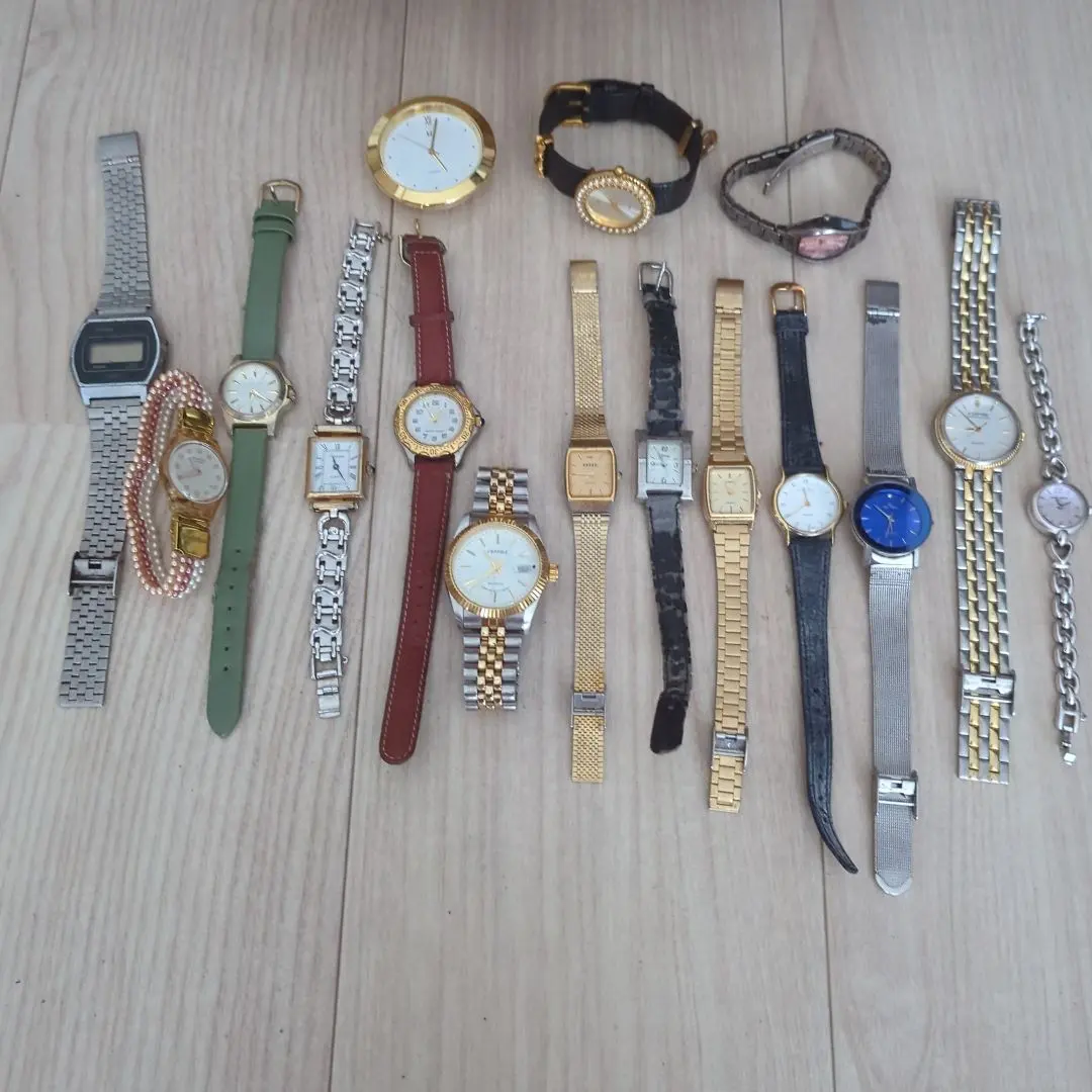 Thumbnail of Watch Set - 16 Pieces