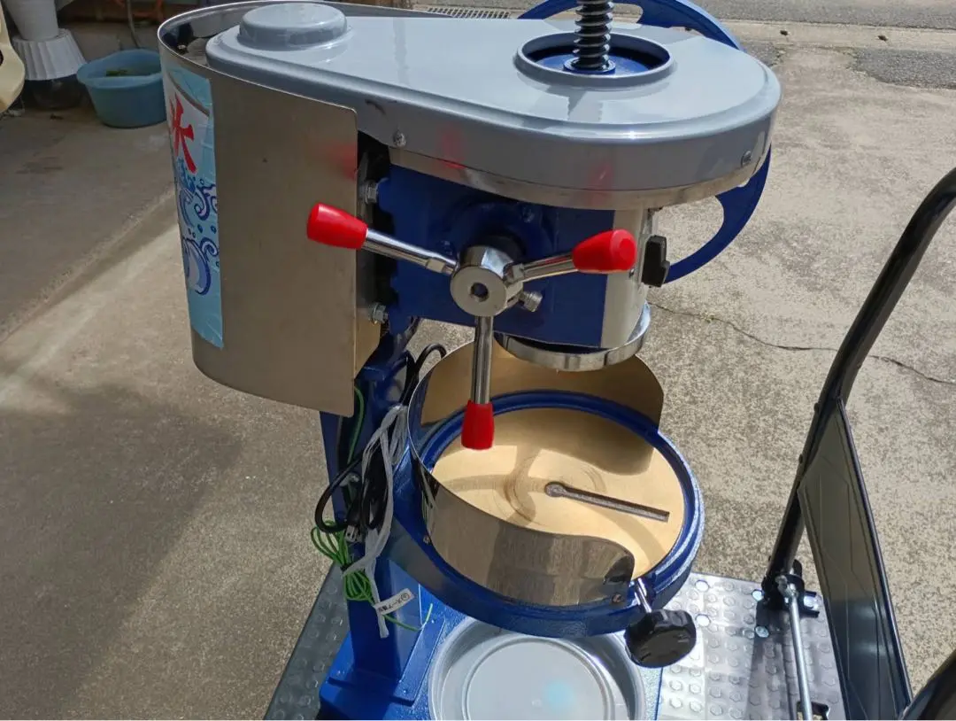 キプロスター業務用かき氷機 電動・手動式 金属製　PRO-B500M-C美品 台湾風かき氷にも対応！KIPROSTAR業務用ブロックアイス