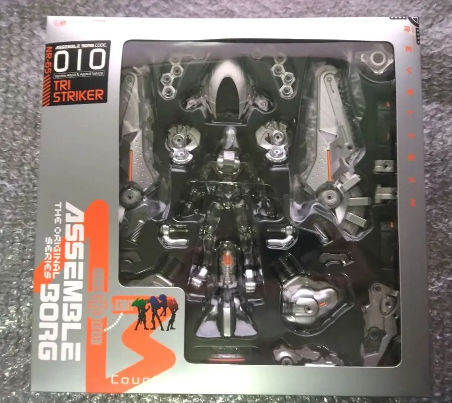 アッセンブルボーグ　ASSEMBLE BORG 010 TRI STRIKER Revoltech Assemble Borg Tri Striker Figure 010 Kaiyodo From