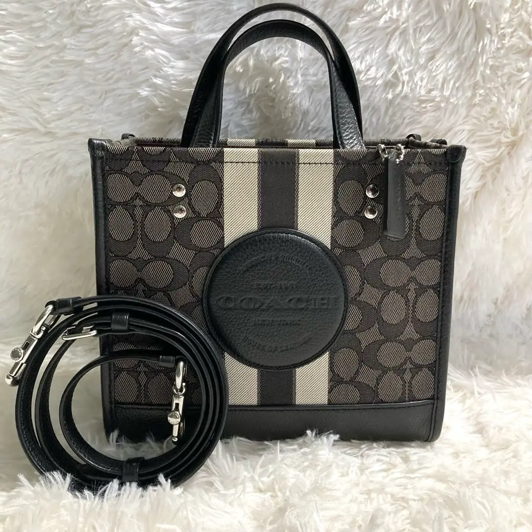 【美品】コーチ COACH デンプシー 2WAY M2173 C8417 極美品】コーチ C8417 デンプシー トートバッグ 2way レザー 白