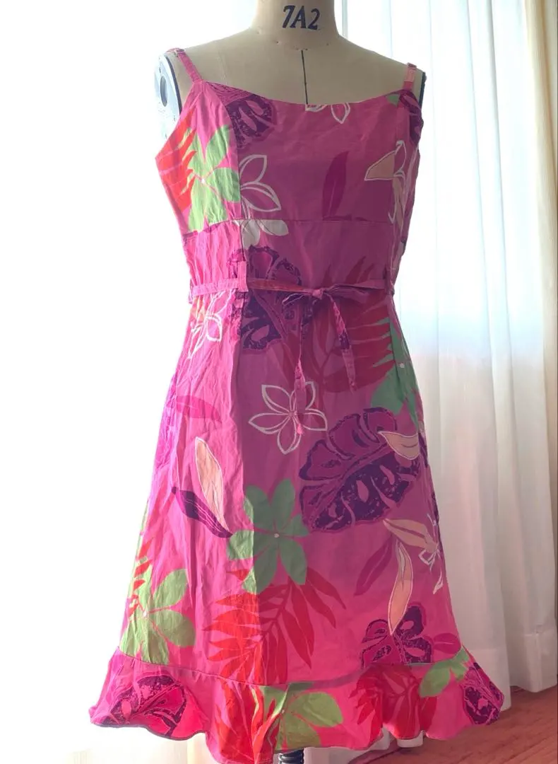 日本設計 夏威夷風 洋裝 膝上長度 阿羅哈花紋 粉紅色 日本製造 的縮圖