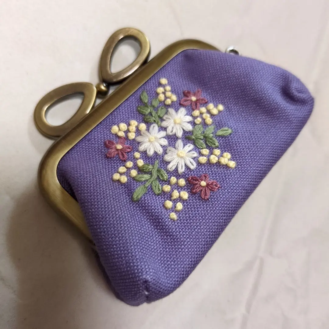 Thumbnail of Handmade Purple Floral Embroidery Kiss-lock Coin Purse - Unused