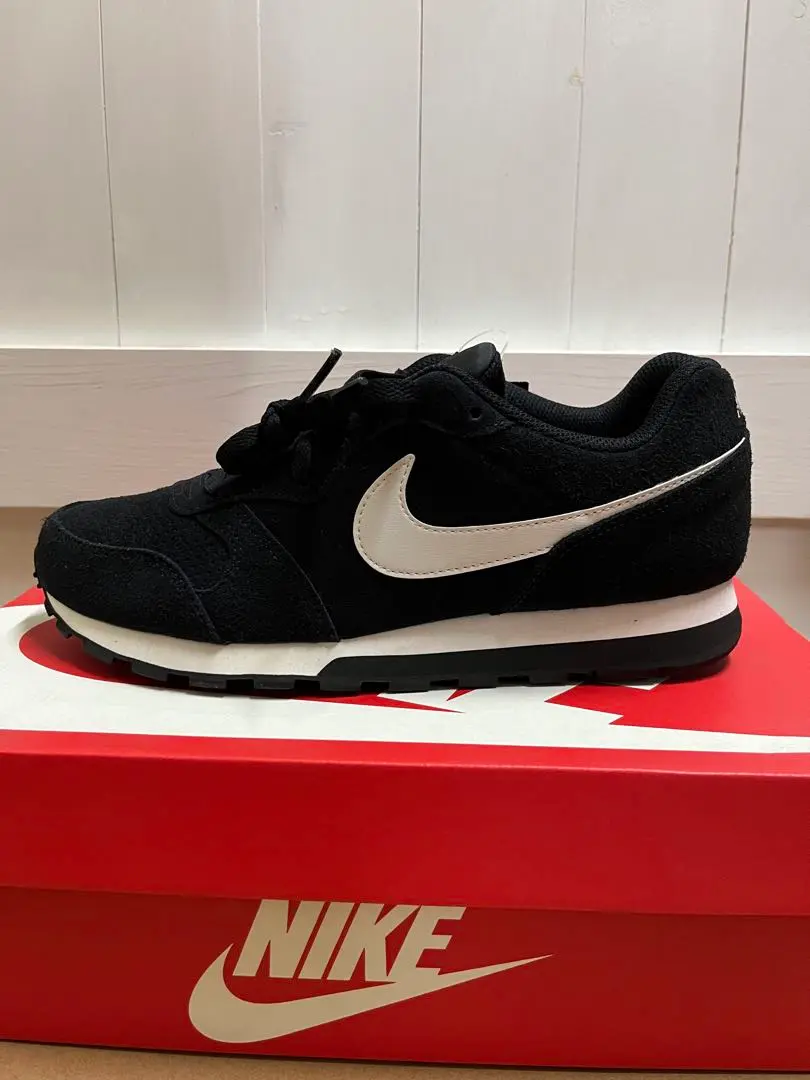 2025年最新】nike md runner 2 26.5の人気アイテム - メルカリ