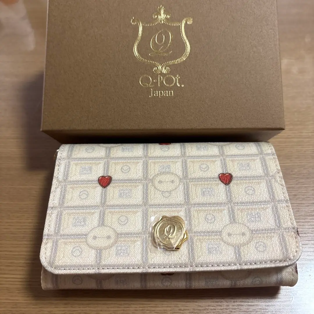 Q-pot.“チョコレート＆ビスケット”柄の長財布＆二つ折り財布