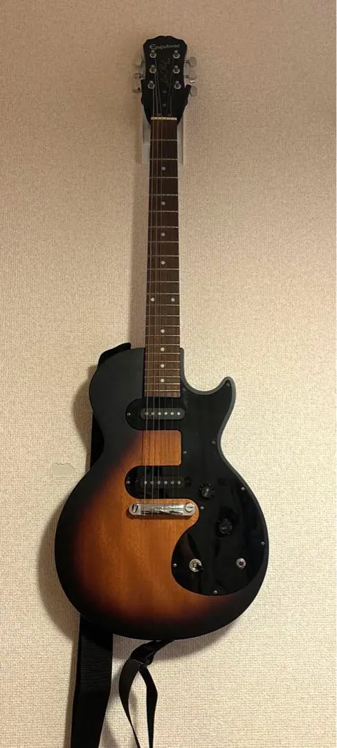 Epiphone Les Paul SL　レスポールモデル　艶消し　ケース付き Epiphone レスポール Lespaul SL ケース付 - メルカリ