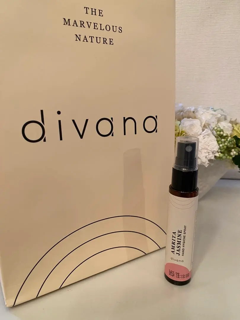 divana ZeeNuNew ハンドクリーム　10g*6 divana ZeeNuNew ハンドクリーム 10g*6 - メルカリ