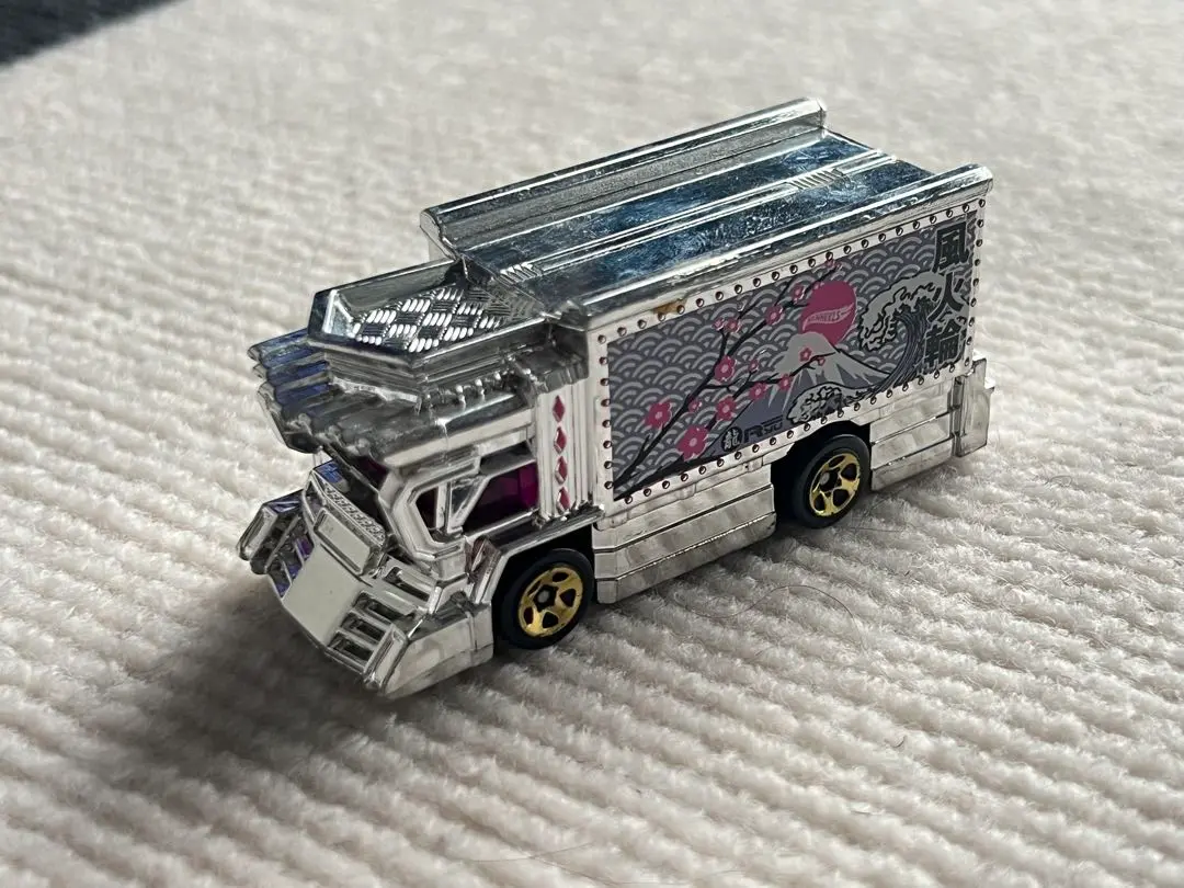 RAIJIN EXPRESSのレビュー！日本のCar Culture「デコトラ」が