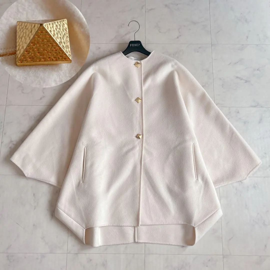 美品★VALENTINO★完売品ケープコート/スカラップ/ダブルフェイスポンチョ 美品☆VALENTINO☆完売品ケープコート/スカラップ/ダブル
