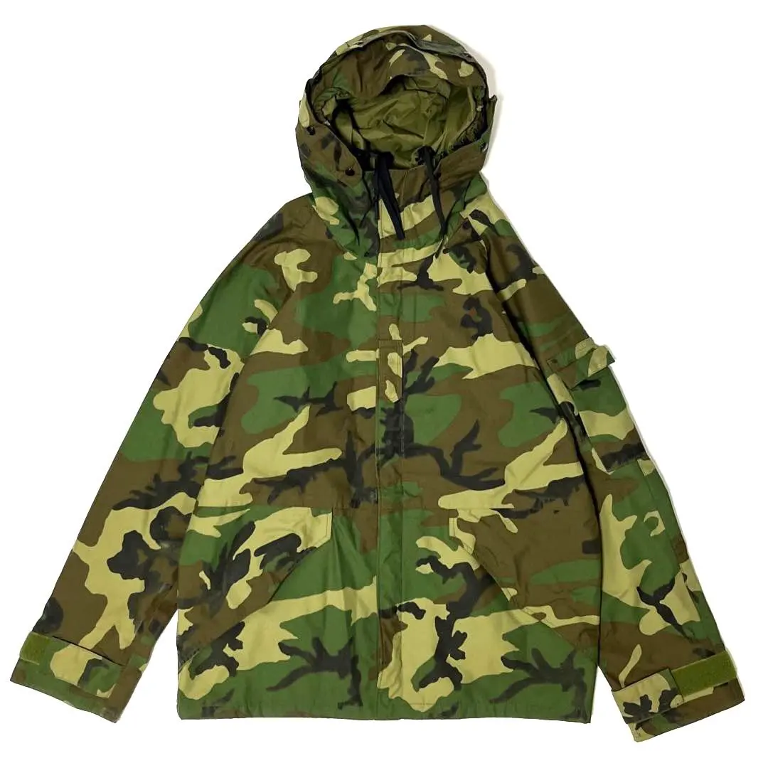 Thumbnail of U.S. ARMY GORE-TEX ECWCS Mountain Parka