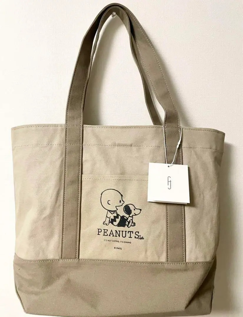 ピーナッツカフェ　ラッキーバッグ　2024 メッセンジャーバッグ 完売必至】今年も、PEANUTS Cafeの＜2024 LUCKY BAG＞が数量限定