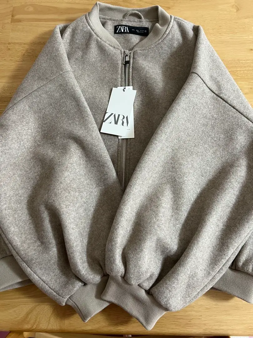 ZARA - ZARA プラッシュボンバージャケット 後ろ姿まで超カワイイ♡ZARAの「あったかジャケット」ぽわんと