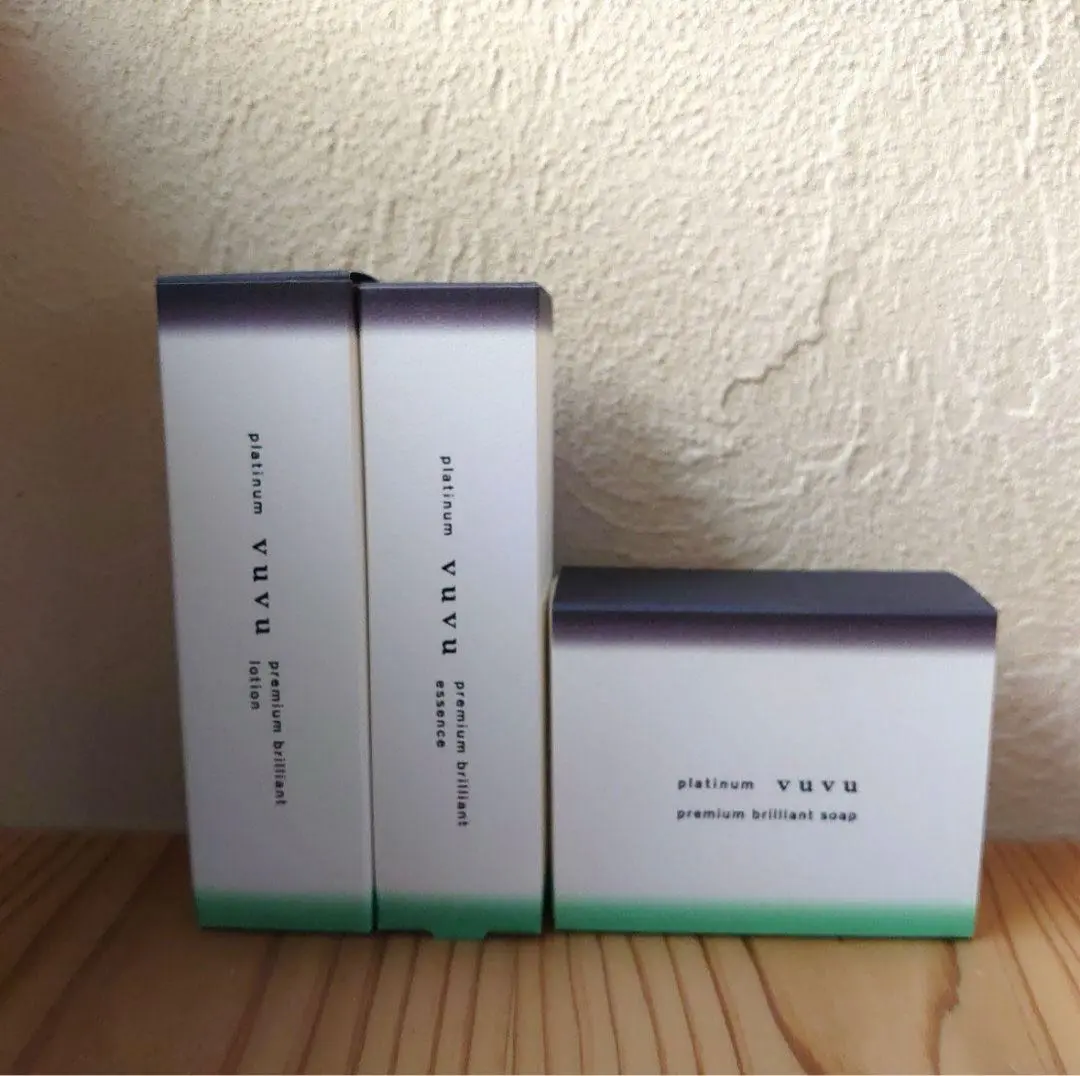 プラチナvuvu プレミアムブリリアントエッセンス　プラチナブブ premium brilliant essence＜美容液＞｜platinum vuvu