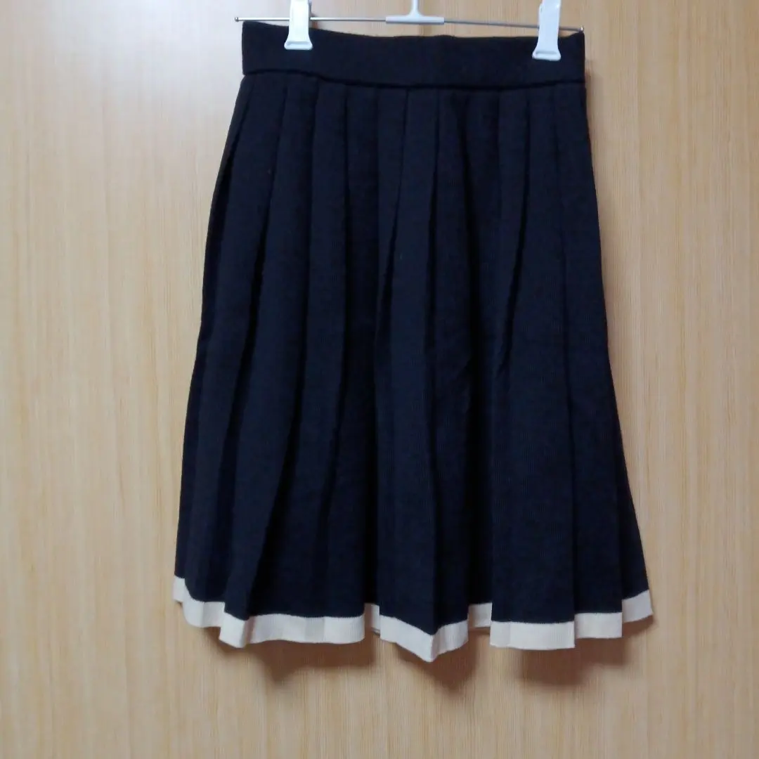 Thumbnail of Highly recommended! LANCEL elegant knit pleated skirt ♪