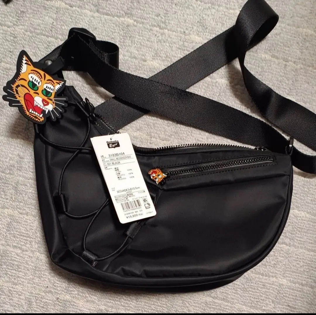 Onitsuka Tiger ボディバッグ 黒 WAIST POUCH / ウェストポーチ（ボディバッグ/ウエストポーチ