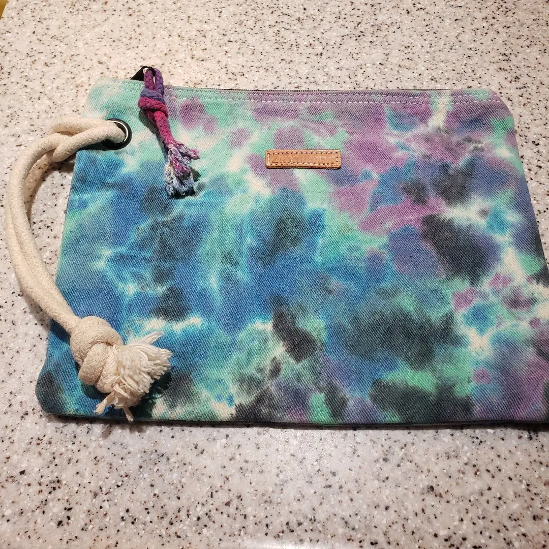 Thumbnail of ★ Multi-color Clutch Bag