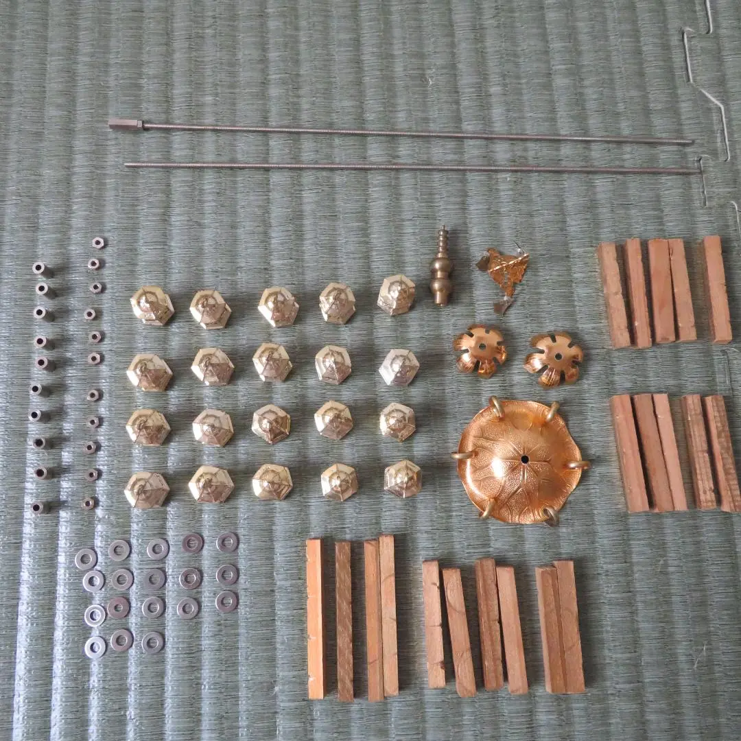 手作り5円玉五重の塔 五重塔（5円玉の手作り品）