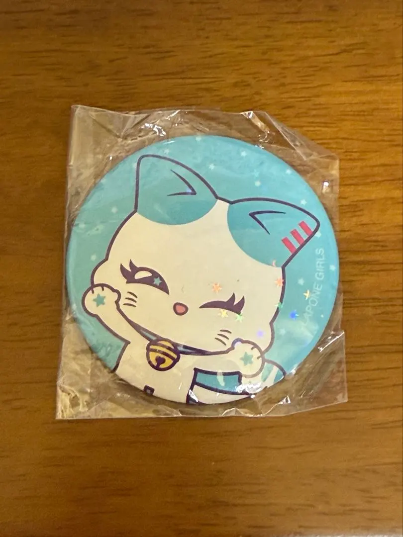 Thumbnail of ME:I Kokoro Kato Capsule Toy Can Badge CORON