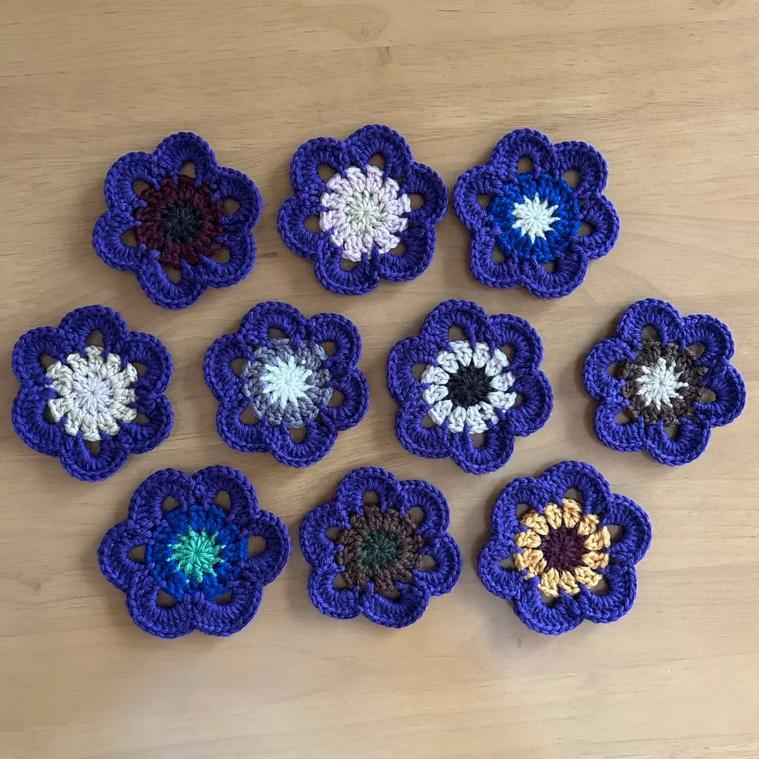 Thumbnail of Flower Motif 16 Crochet Handmade 10 Pieces