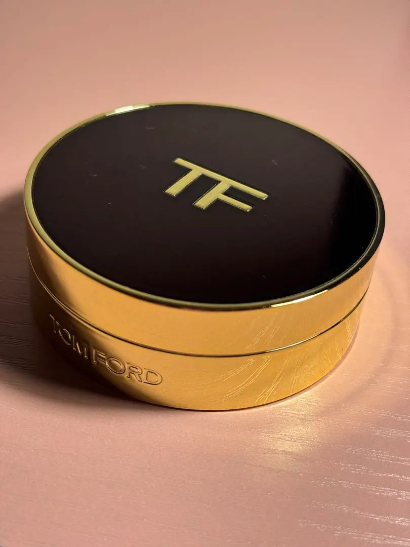 新品未使用 TOM FORD クッションファンデーション 03 限定デザイン