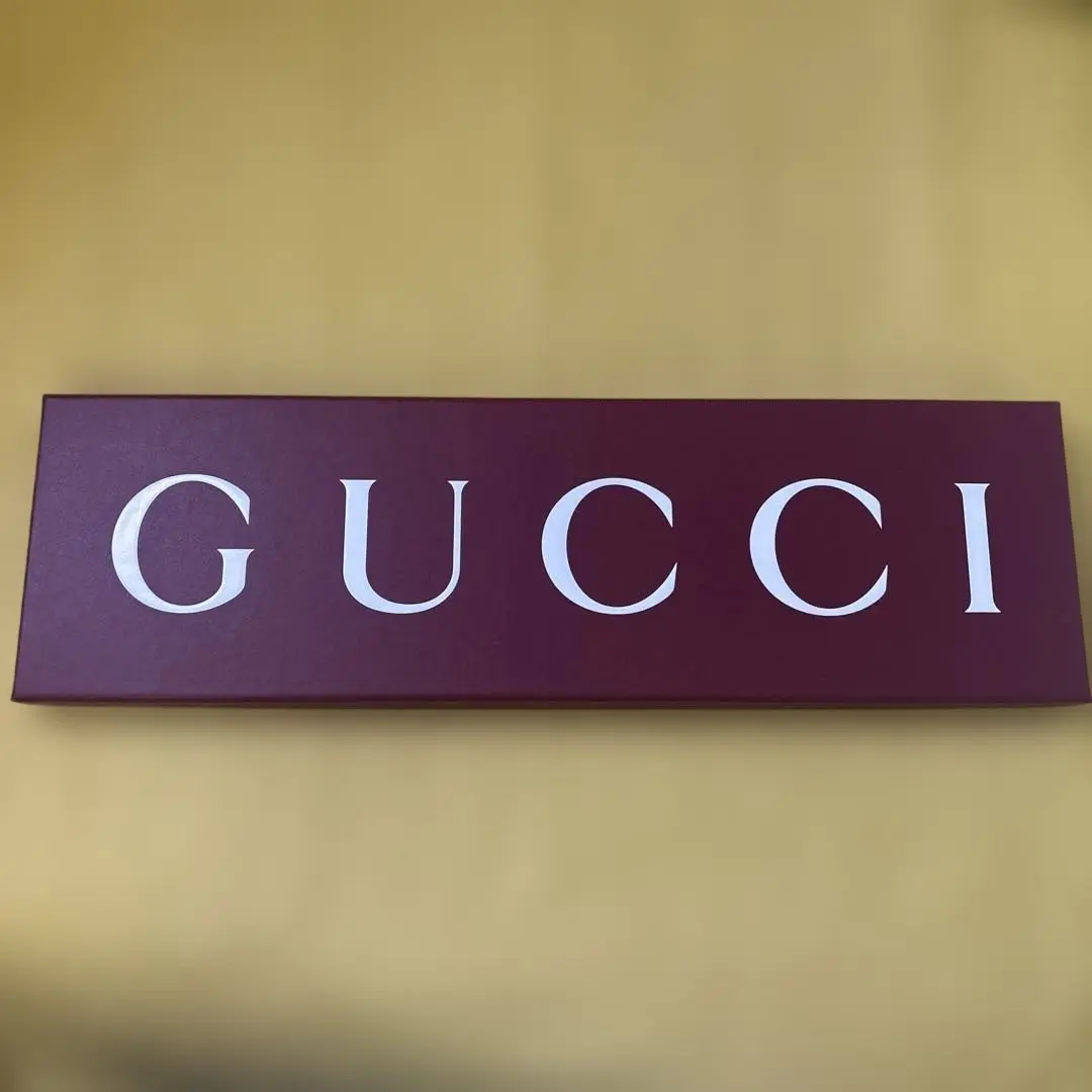 Gucci ネクタイ　空箱セット 2025年最新】GUCCI ネクタイ 空箱の人気アイテム - メルカリ