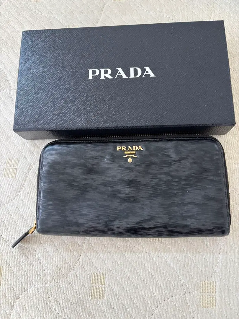 PRADA 並行輸入品　長財布　美品！ 4548875548815.jpg