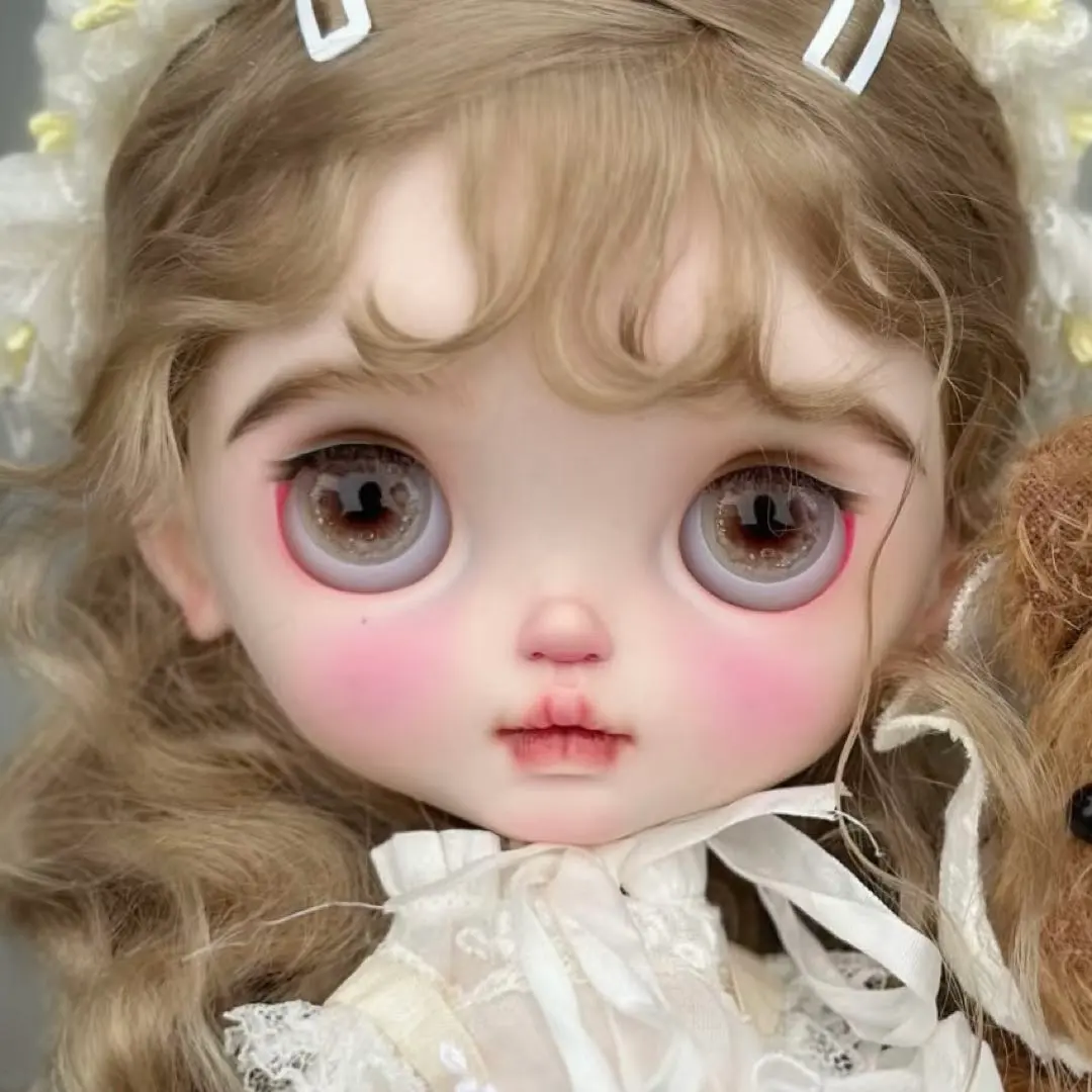 Thumbnail of Custom Blythe Doll by overseas artist, cute, beautiful, adorable, princess, young lady