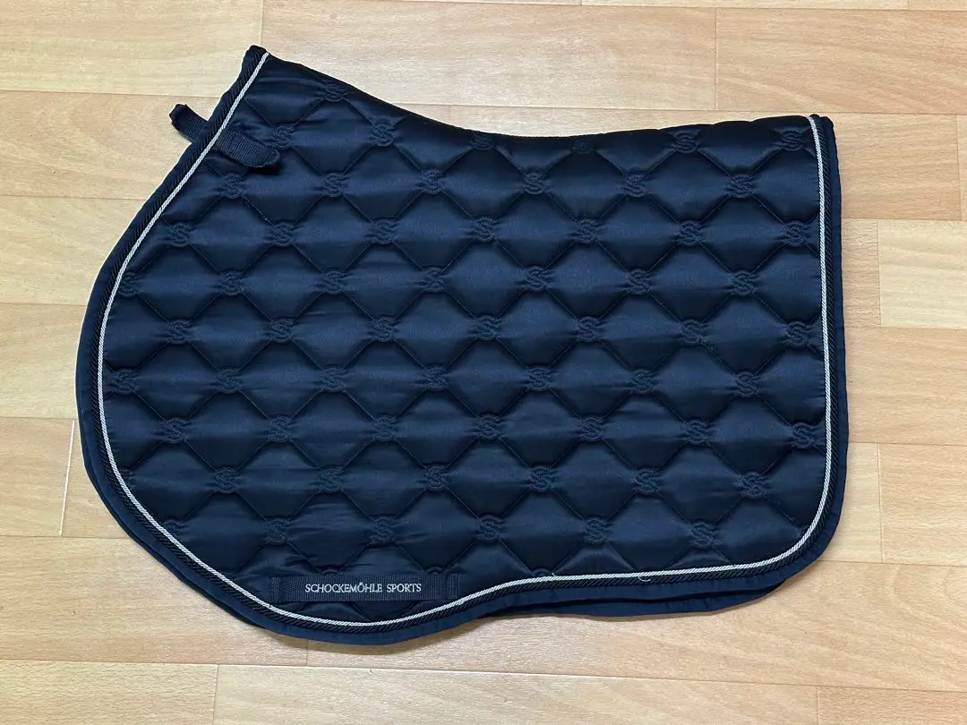 【中古】[2点セット] IMPERIAL RIDING インペリアル ライディング SCHOCKEMOHLE ショッケミューレ ゼッケン 乗馬 楽天市場】【中古】[2点セット] IMPERIAL RIDING インペリアル