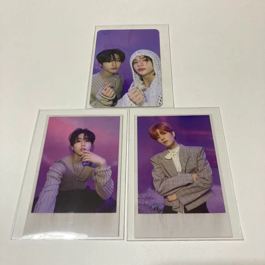 Thumbnail of Stray Kids trading cards