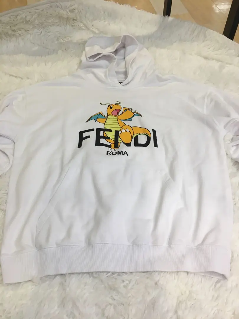 FENDI FRGMT ポケモン カイリュー パーカー Mサイズ C005888 FENDI 美品 フェンディ フラグメント ポケモン コラボ プル