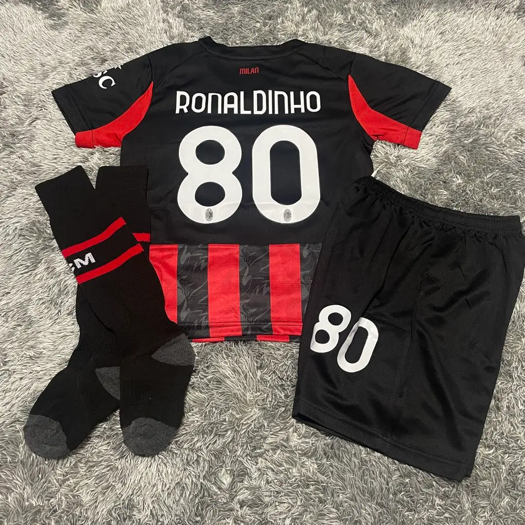 【週末限定】ACミランadidas ロナウジーニョ選手 サッカーユニフォームXL 週末限定】ACミランadidas ロナウジーニョ選手 サッカー