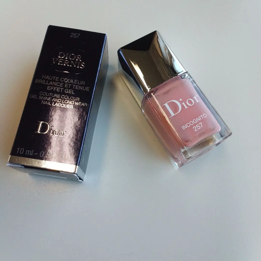 Dior ネイルカラー 25本　まとめ売り 2025年最新】ディオール ヴェルニ 257の人気アイテム - メルカリ