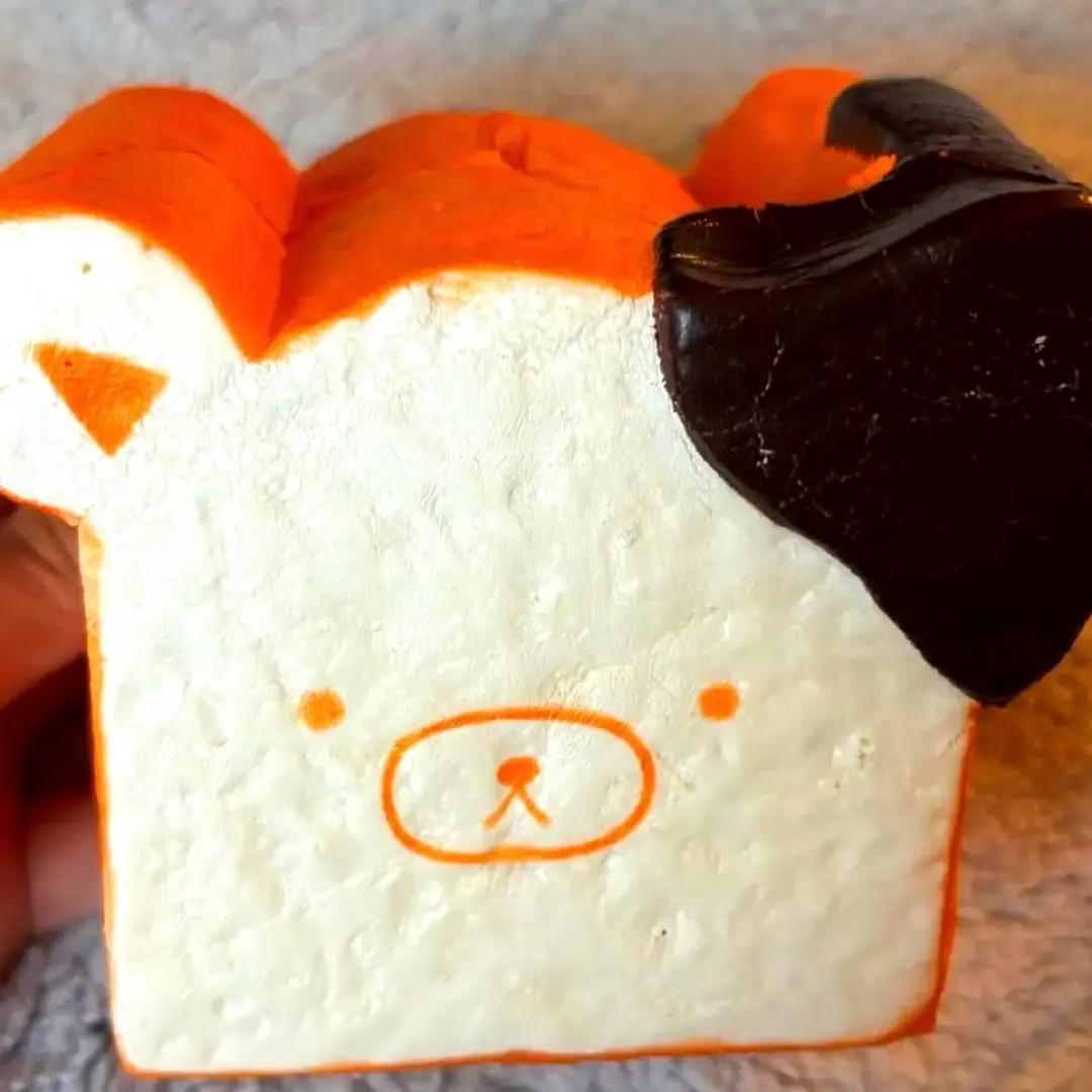 激レア〜コリラックマ　やわらかベーカリーマスコット〜食パン　スクイーズ リラックマ やわらか うそっこパン 食パン スクイーズ 新品